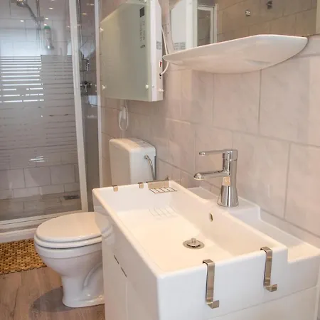 Apartmenthaus Frauenpreiss 52 쿡스하펜